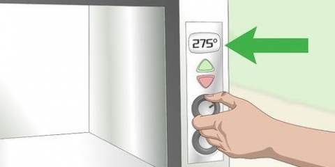 Cuocere l'argilla nel forno