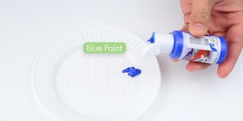 Mescolare i colori per ottenere il blu scuro