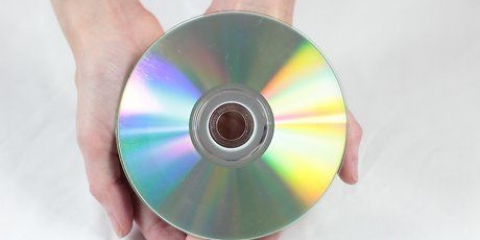 Riparare i graffi su un dvd