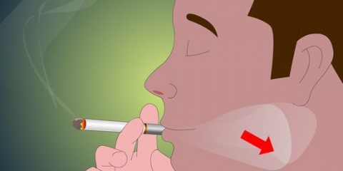 Soffiare cerchi con il fumo