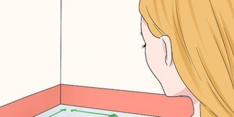 Installazione di tubi e scarichi in un bagno