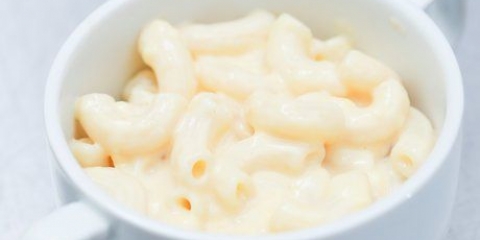 Scaldare i maccheroni con il formaggio