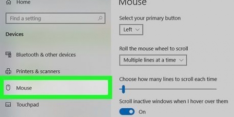 Modifica le impostazioni del mouse