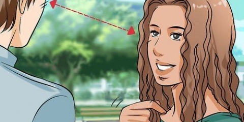 Essere misteriosi per attirare le persone