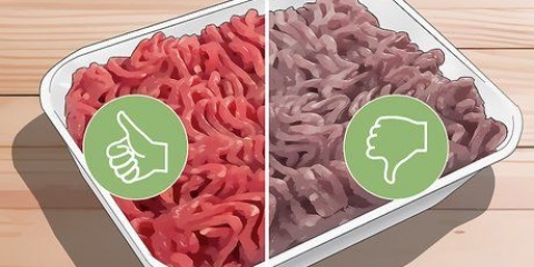 Controlla se la carne macinata è avariata