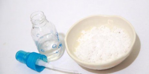 Preparare uno spray nasale con una soluzione salina