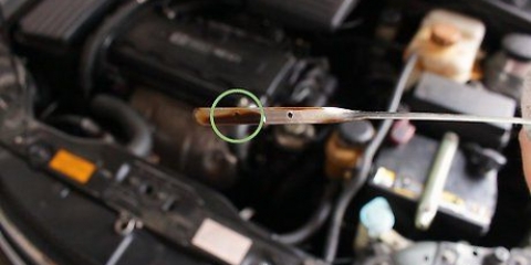 Aggiungi olio alla tua auto