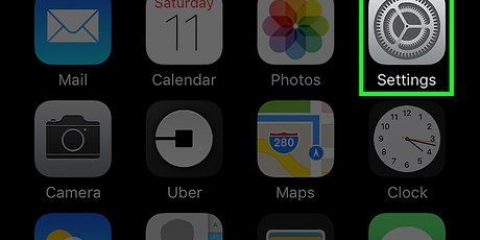 Modifica le opzioni di riempimento automatico su un iphone