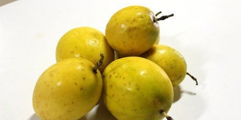 Fare il succo di frutto della passione