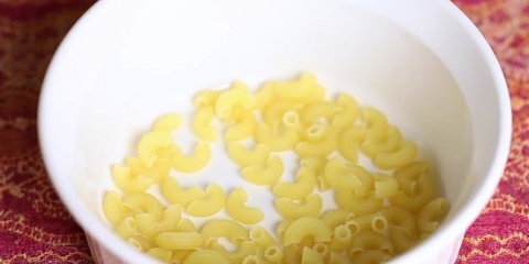 Preparare la pasta al microonde