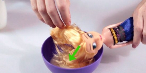 Capelli di bambola districanti e ammorbidenti