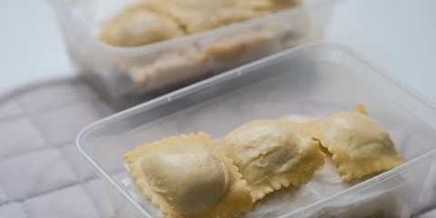 Preparazione dei ravioli