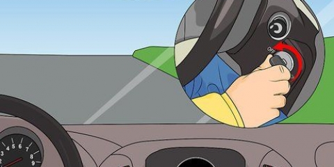 Rispondi quando la spia dell'olio della tua auto si accende
