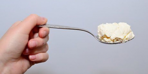 Scolare la ricotta