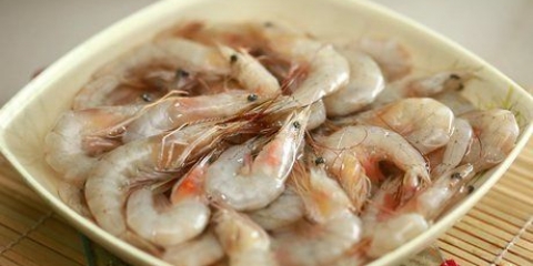 Pulizia degli scampi