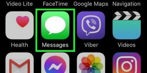 Elimina i messaggi di testo su un iphone