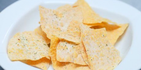 Preparare dei nachos facili e veloci