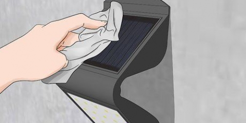 Ricarica di lampade solari senza luce solare