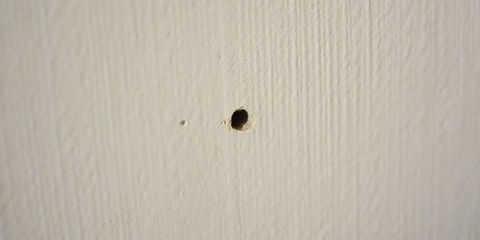 Riempi i buchi delle unghie