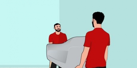 Rimuovere le piastrelle del tappeto