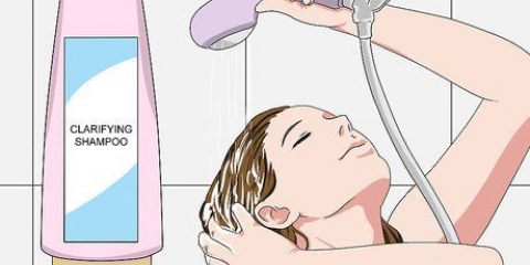 Togli il toner dai capelli
