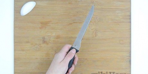 Tagliare le cipolle senza piangere