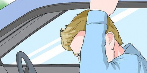Uscire dall'auto senza shock statico