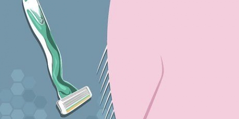 Sbarazzati dei colpi di rasoio sulla linea del bikini