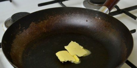 Braciola di maiale arrosto sul fuoco