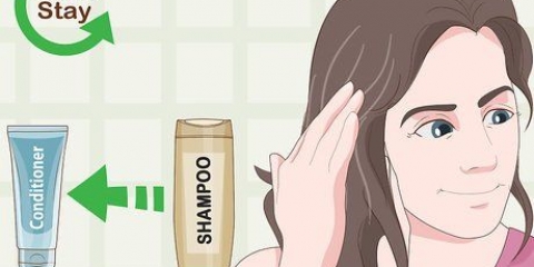 Togliere il grasso dai capelli