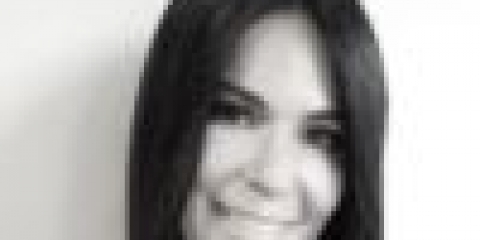 Rafforza le radici deboli dei capelli