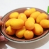 Mangiare un kumquat