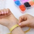Realizzazione di un braccialetto a spina di pesce con fasce elastiche rainbow loom
