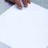 Invecchiare la carta con il tè