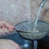 Cottura della quinoa in una pentola per riso